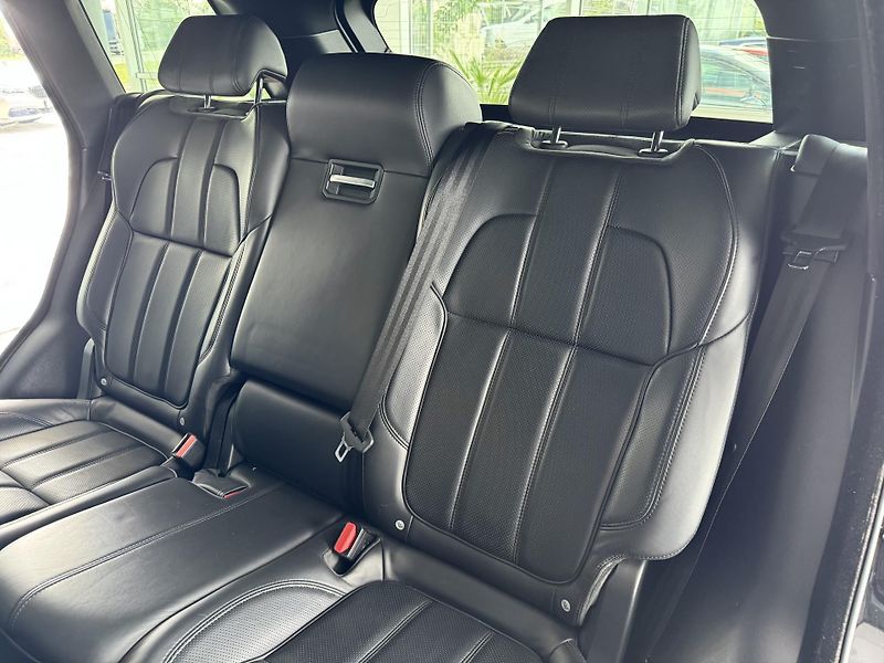 Land Rover Range Rover Sport 3,0SDV6 HSE*225kW*REZERVACE! - fotka 18 z 46