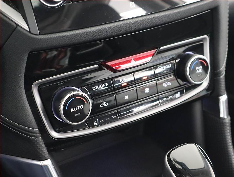 Subaru Forester (2023) 2.0 e-Boxer MHEV - fotka 16 z 29