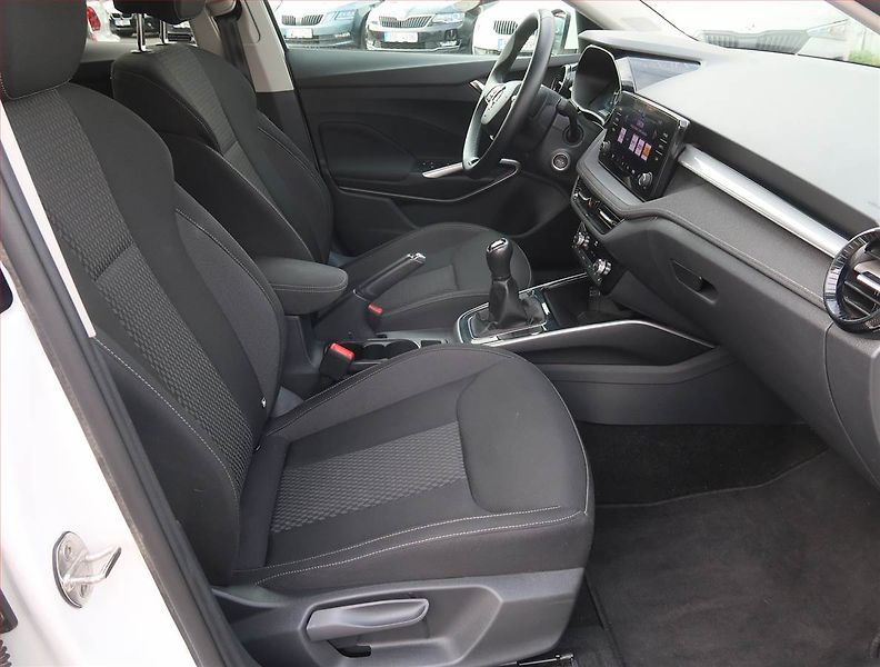 Škoda Fabia (2023) Style 1.0 TSI, ČR,1.maj - fotka 9 z 23