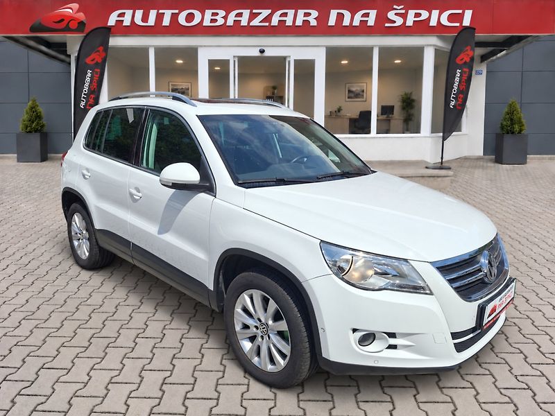 Volkswagen Tiguan (2009) 2.0TDI 103kW DSG 4MOTION -ČR - fotka 2 z 35