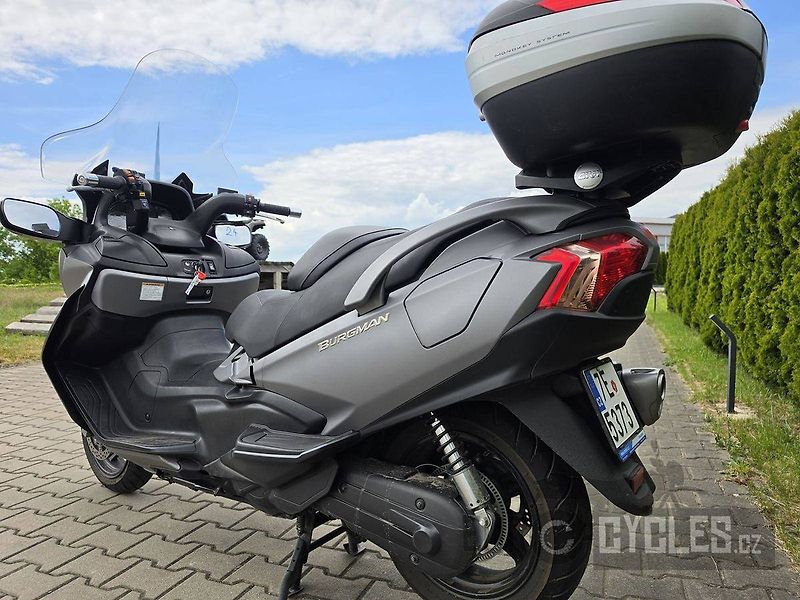 Suzuki Burgman 650 Executive (2014) ABS - fotka 7 z 17