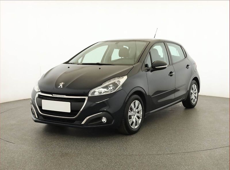 Peugeot 208 (2019) 1.5 BlueHDI, ČR,1.maj - fotka 2 z 14