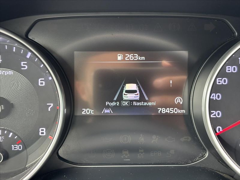 Kia Ceed 1,5 TGDi TOP ZÁRUKA - fotka 39 z 40