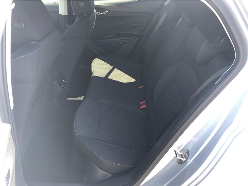 Škoda Fabia 1.0 TSi TOP SELECTION - fotka 12 z 28