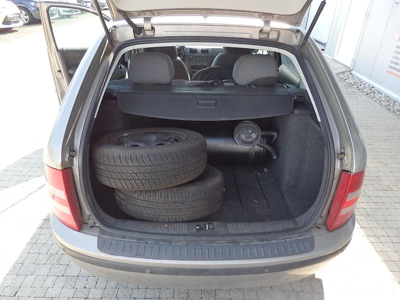 Škoda Fabia 1.4 16V 59 kW LPG do 2033 - fotka 8 z 13