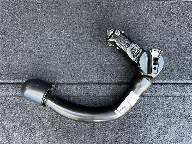 Hyundai i30 1,6 i  Trikolor Komfort - fotka 22 z 22