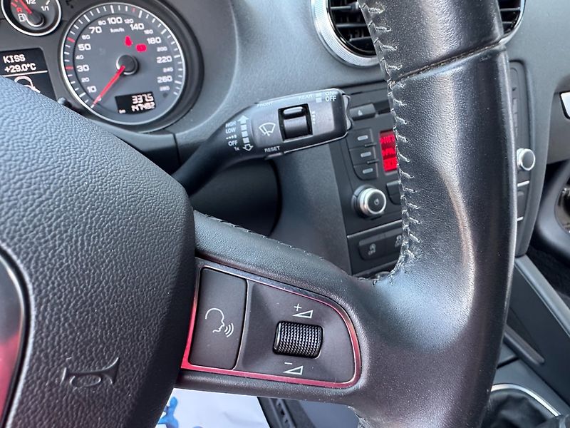 Audi A3 (2010) 1.2 TFSi, servisní kniha - fotka 21 z 33