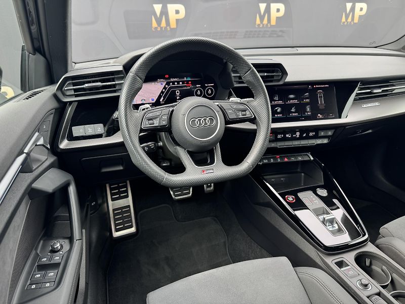 Audi RS 3 (2024) 2.5TFSi 294kW Quattro, Matrix  - fotka 12 z 57
