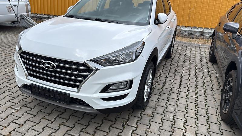 Hyundai Tucson (2020) 1.6 CRDI 4X4, ČR,2 MAJITEL - fotka 33 z 35