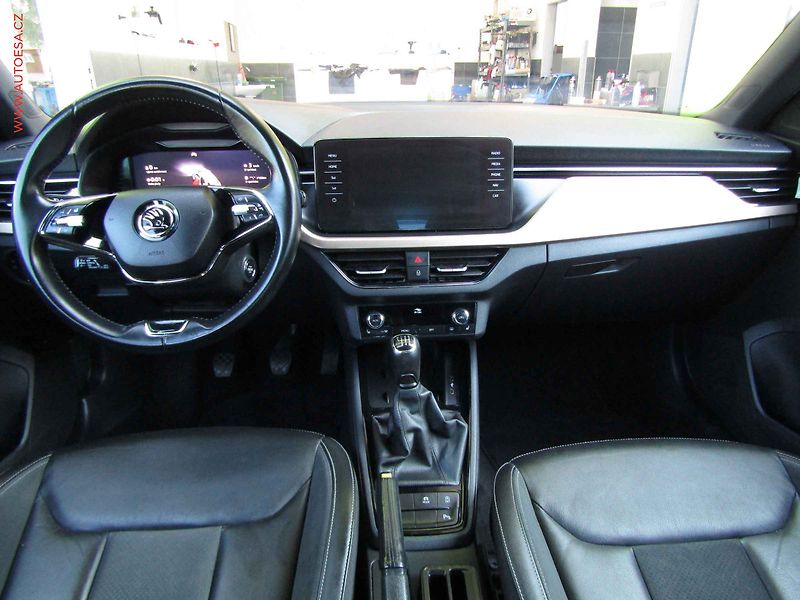 Škoda Kamiq (2021) 1.0 TSi, Style, kůže, TZ - fotka 8 z 20