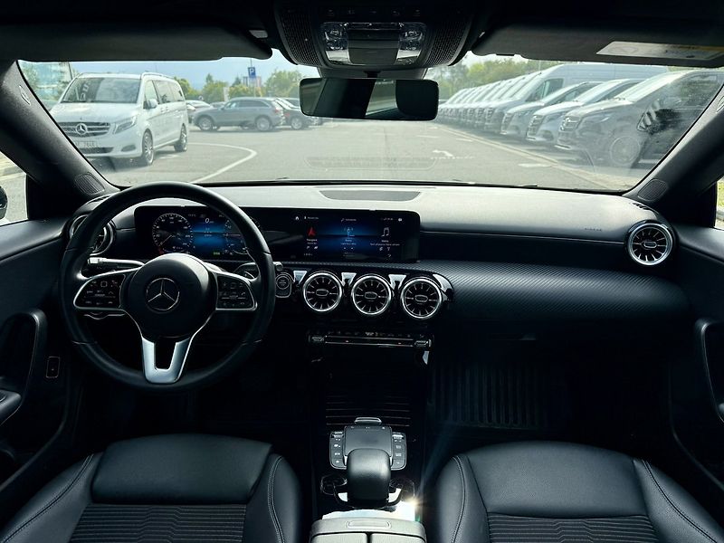 Mercedes-Benz CLA (2022) 250 e - fotka 13 z 38