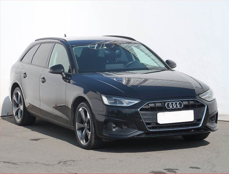 Audi A4 (2019) 30 TDI, Automat, Navi - fotografie inzerátu