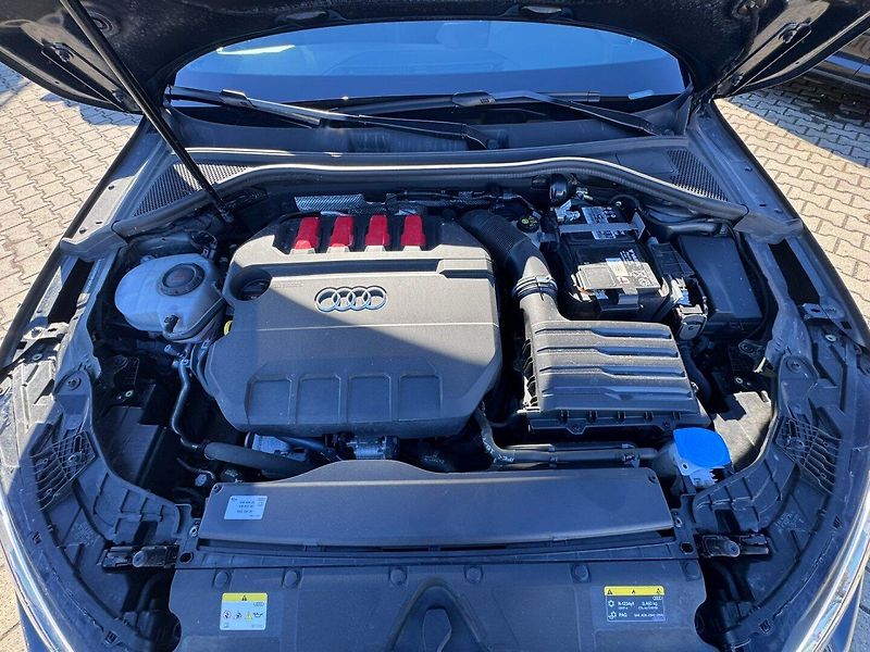 Audi S3 (2022) QUATTRO 2,0 TFSI 228 KW 1 MAJ - fotka 48 z 50