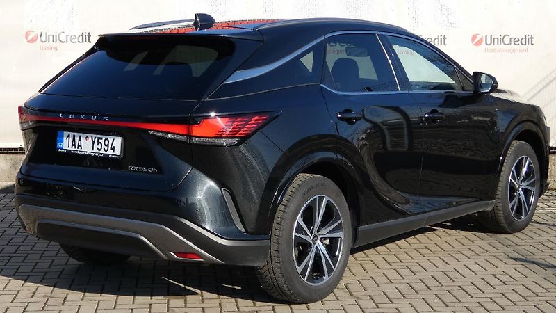 Lexus RX 350h 2.5 HEV 4x4 E-Four e-CVT Comfo - fotka 3 z 23