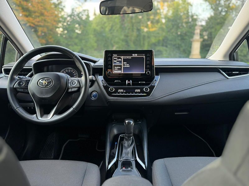 Toyota Corolla 1.8Hybrid 1.MAJITEL ČR DPH - fotka 6 z 29