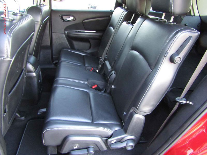 Fiat Freemont (2015) 2.0 JTD 4x4, 7míst, AT, TZ - fotka 10 z 22