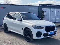 BMW X5 xDrive45e, ČR, tažné, 4x4, DPH - fotografie inzerátu