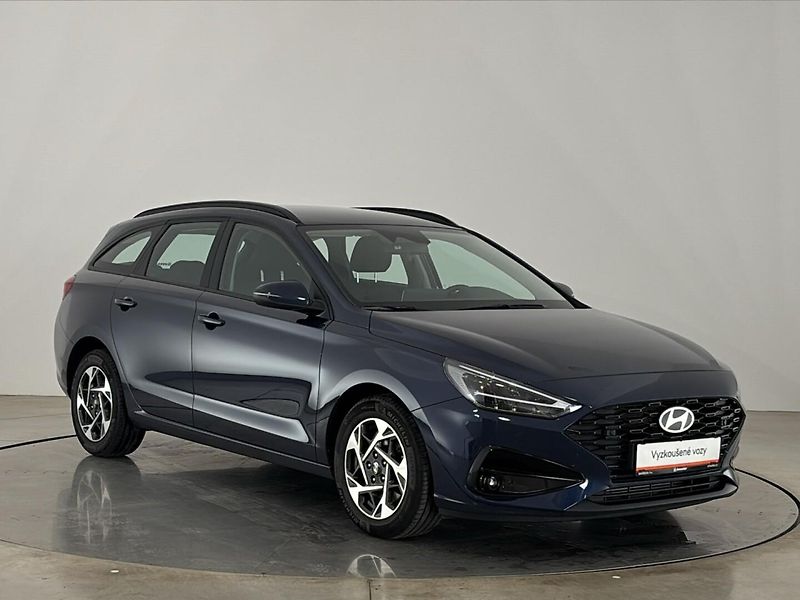 Hyundai i30 Smart DCT - fotka 14 z 26