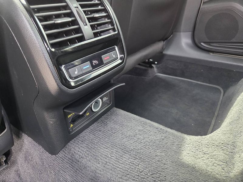 Volkswagen Arteon (2018) 2.0 BiTDI DSG 4M 176kW R-Line - fotka 61 z 71