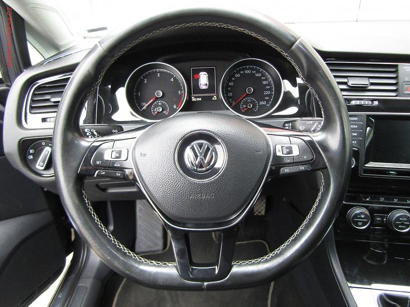 Volkswagen Golf (2014) 2.0 TDi, Klima - fotka 19 z 22