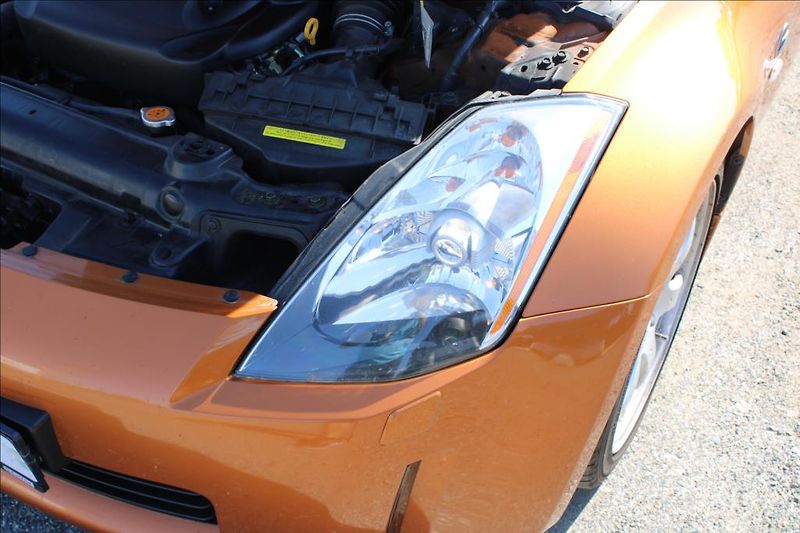 Nissan 350 Z 3,5 i  1.majitel,ČR,TOP STAV - fotka 30 z 35