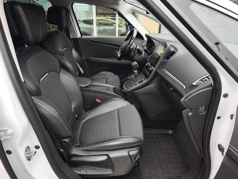 Renault Scénic 2018 1.6 dCi 118kW EDC BOSE - fotka 19 z 33