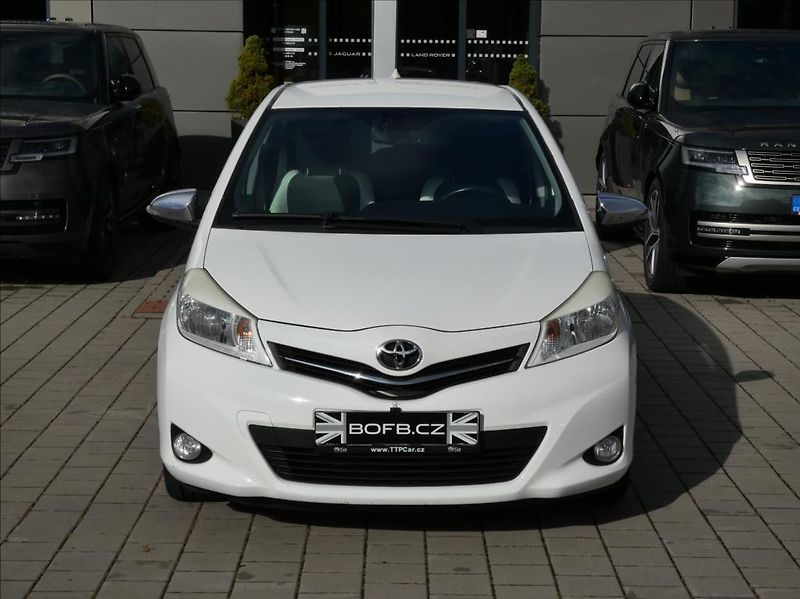 Toyota Yaris 1,3 1.33 VVT-i Trend,ČR,kamera - fotka 4 z 33