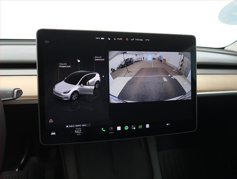 Tesla Model Y (2022) Long Range AWD 79kWh, SoH 93% - fotka 18 z 33