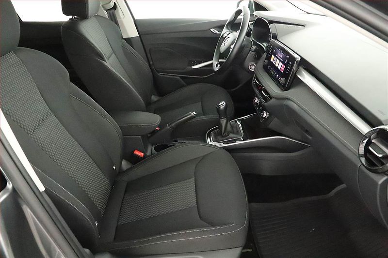 Škoda Fabia (2023) Style 1.0 TSI, ČR,1.maj - fotka 7 z 14