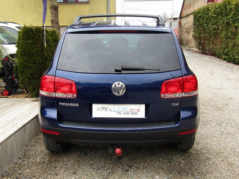 Volkswagen Touareg (2004) 2.5 TDI 128kW AUTOMAT - fotka 12 z 35