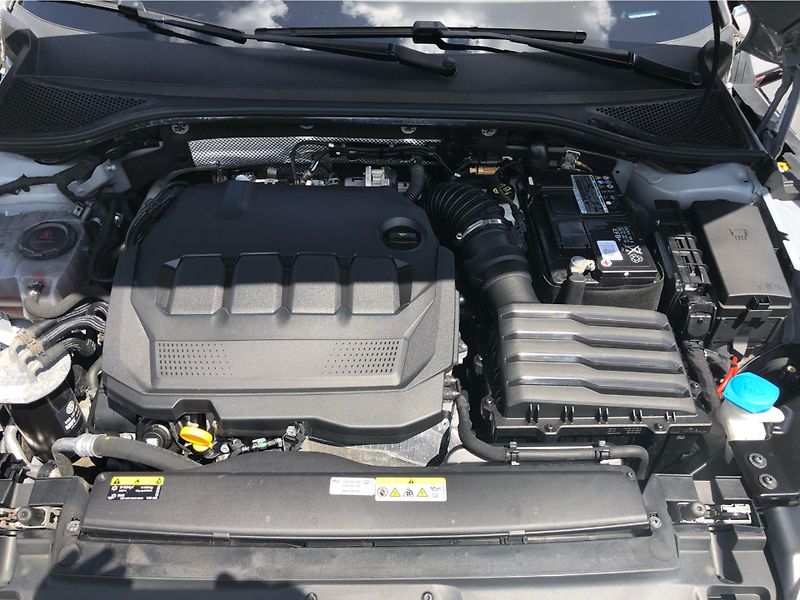 Volkswagen Arteon 2.0 TDi DSG 7st. 4Motion R-Lin - fotka 30 z 30