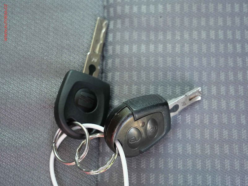 Seat Ibiza (2003) 1.2 HTP, ČR - fotka 13 z 13
