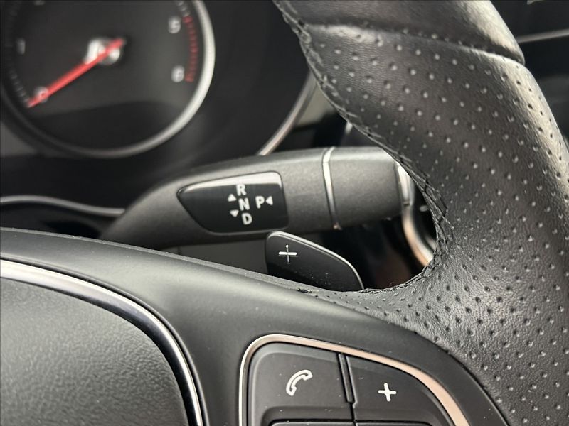 Mercedes-Benz GLC 2,1 4X4 VZDUCH 360° TAŽNÉ ČR - fotka 13 z 45