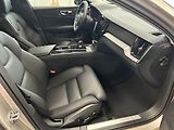 Volvo V60 (2025) ULTRA DARK DCT LED Panora HUD - náhled 39