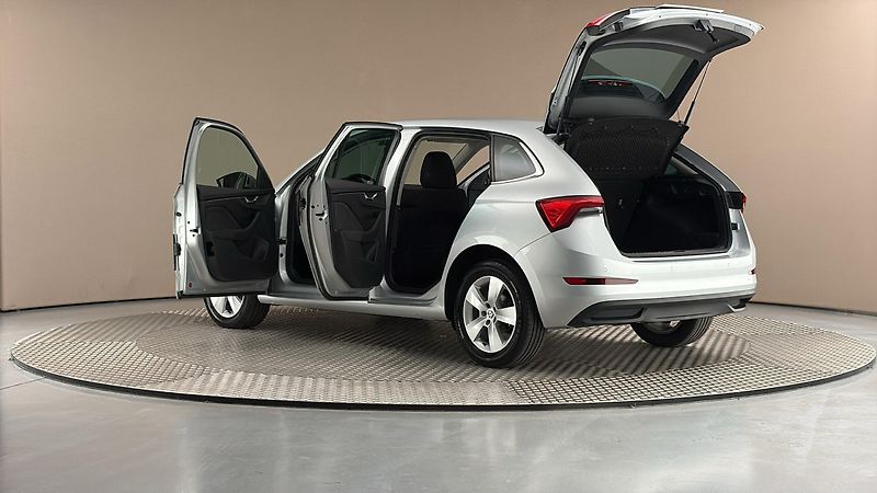 Škoda Scala 1.0 TSI Style - fotka 7 z 25