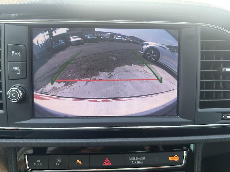 Seat Leon (2019) 1.5 TSI Virtual, ser.historie - fotka 31 z 36