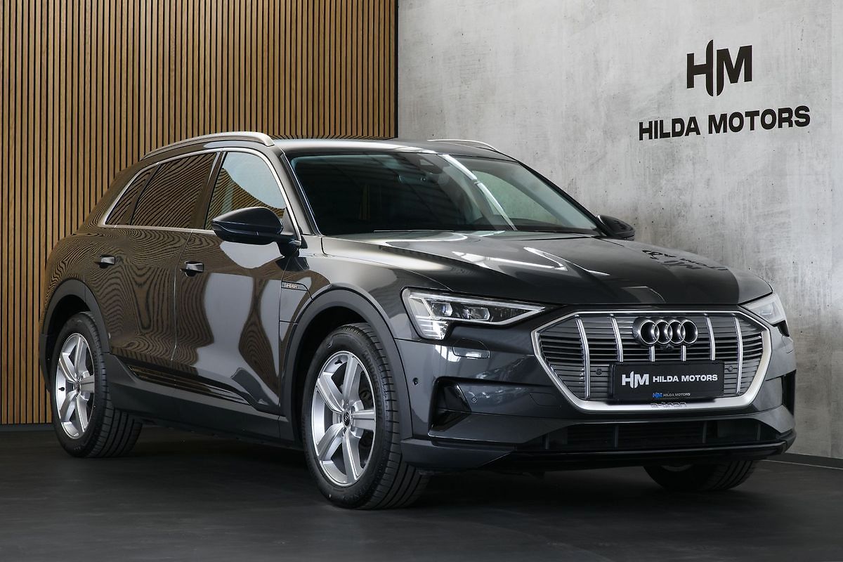 Audi e-tron 55 300kW NightV B&O HUD ZÁRUKA