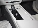 Volvo XC60 2,0 B5 AWD CORE BLIS,Bezklíč - náhled 15