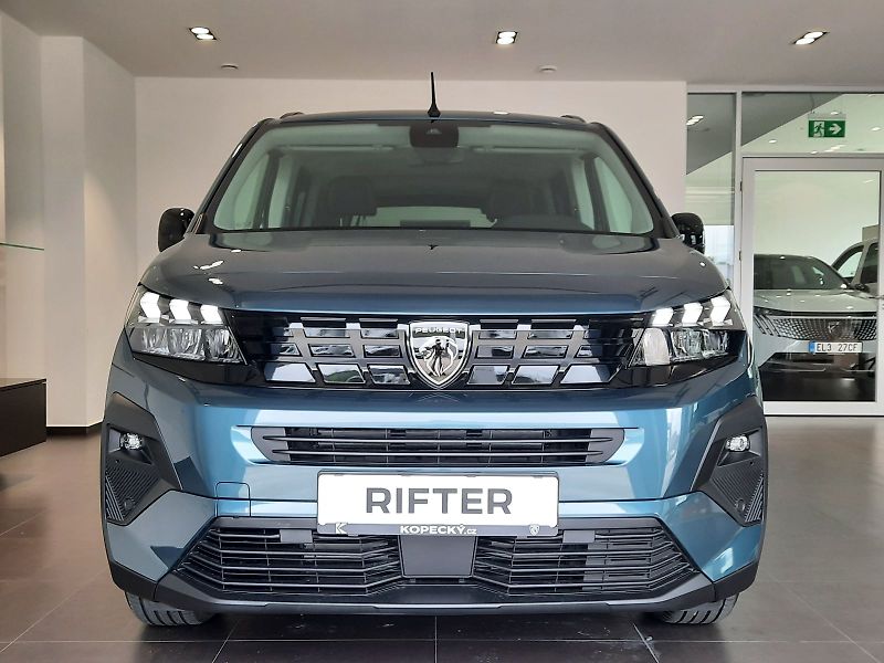 Peugeot Rifter (2026) LONG ALLURE BlueHDi 130 MAN6 - fotka 2 z 16
