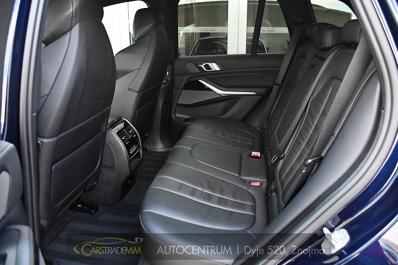 BMW X5 M50d xD M-SPORT HUD ČR 1M - fotka 13 z 67