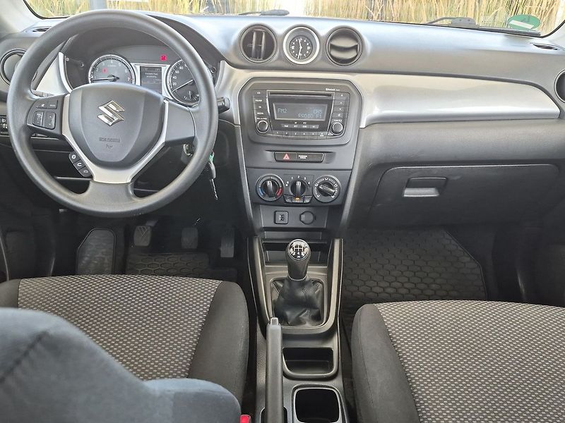 Suzuki Vitara 1,6 VVT Comfort 88 kW - fotka 9 z 20
