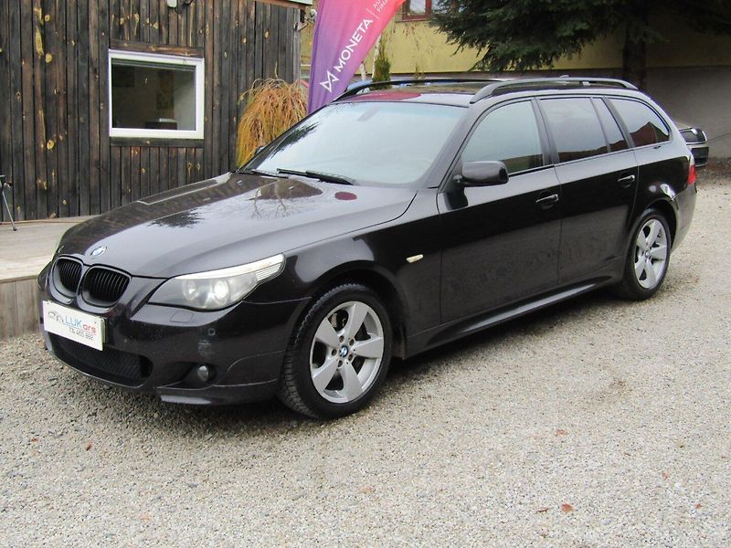 BMW Řada 5 (2006) 3.0D X-DRIVE 170kW - fotka 1 z 38
