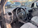 Volkswagen Caddy (2009) 1,9 TDI 77 KW 2X ŠOUPAČKY STK - náhled 20