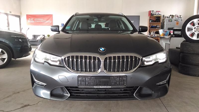 BMW Řada 3 (2020) 320D,XDRIVE,FULL,LED,TAŽNÝ,TOP - fotka 2 z 42
