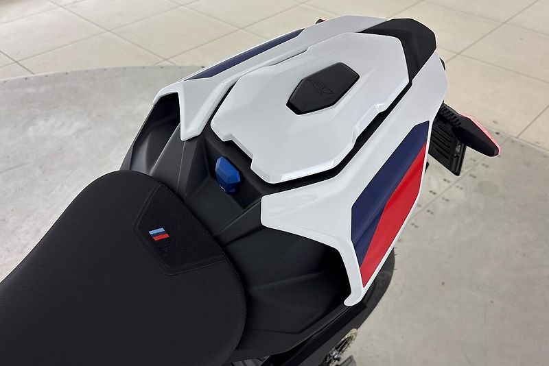 BMW M 1000 R - fotka 9 z 13