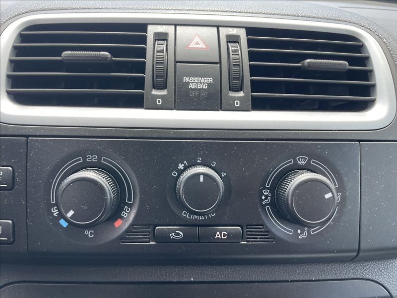 Škoda Fabia 1,4 i 63kw Klima ESP Tempomat, - fotka 17 z 35