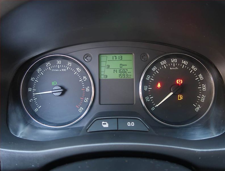 Škoda Fabia (2013) Ambition 1.6 TDI, ČR,1.maj - fotka 11 z 16