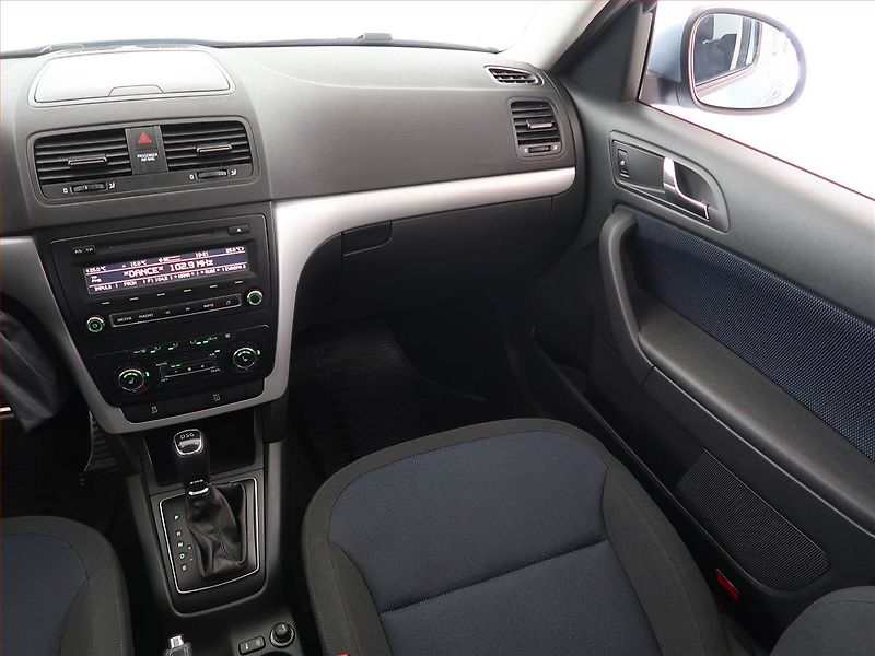 Škoda Yeti (2013) 1.4 TSI, Automat, Tempomat - fotka 8 z 16