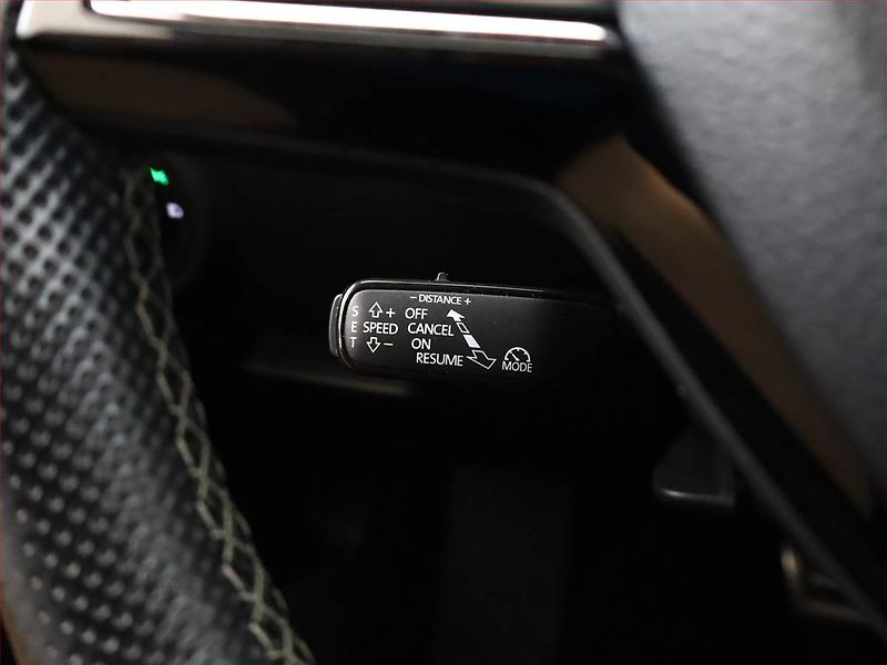 Škoda Superb (2018) Sportline 2.0 TSI - fotka 19 z 22