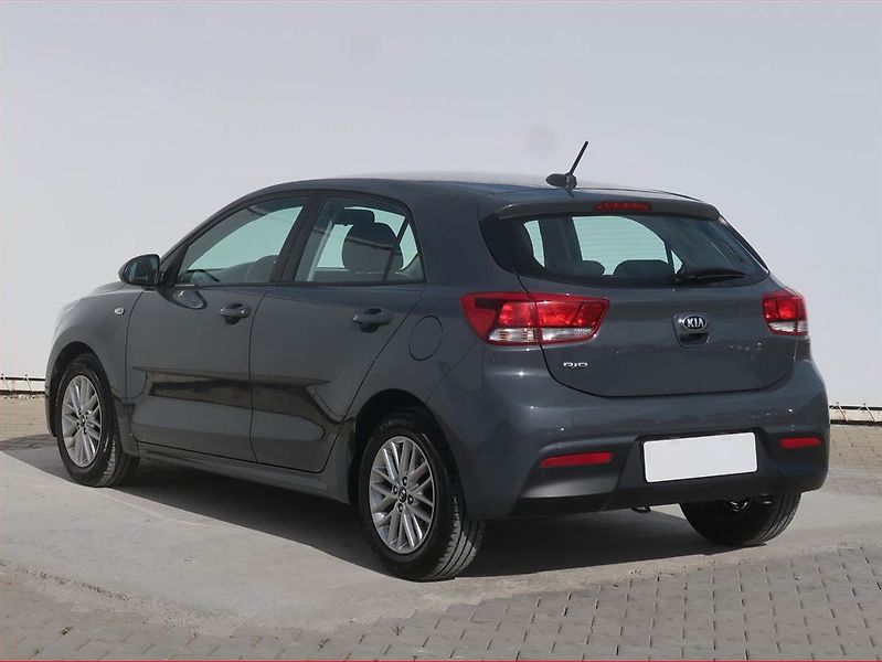 Kia Rio (2021) 1.0 T-GDI, Serv.kniha - fotka 4 z 18